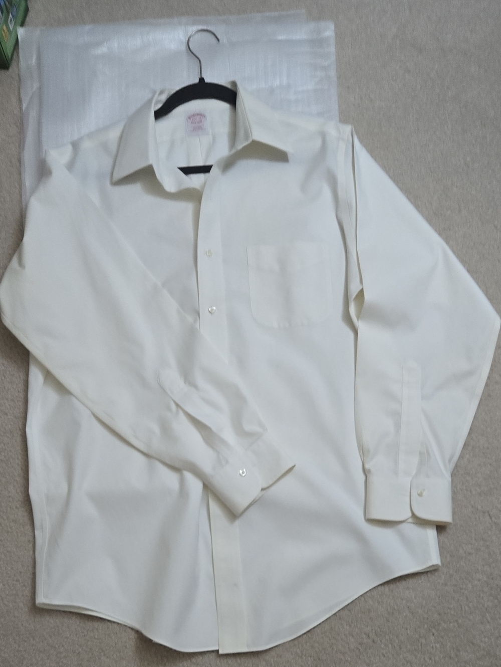 Men Brooks Brothers Men's Long-Sleeve Dress Shirt in Cream
